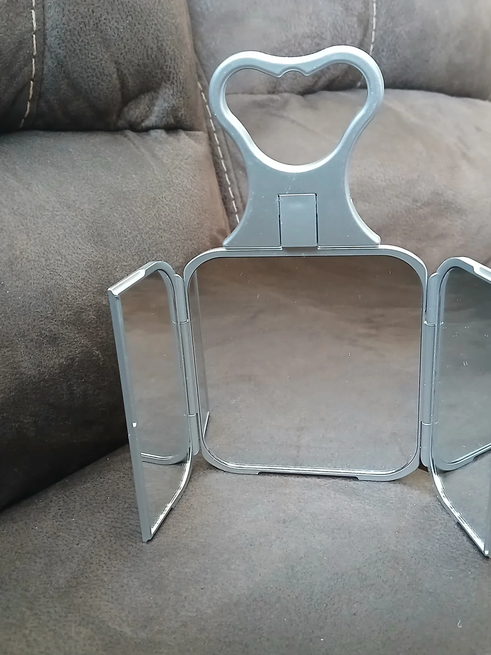 Triple-Panel Heart-Top Wall Mirror in Silver
